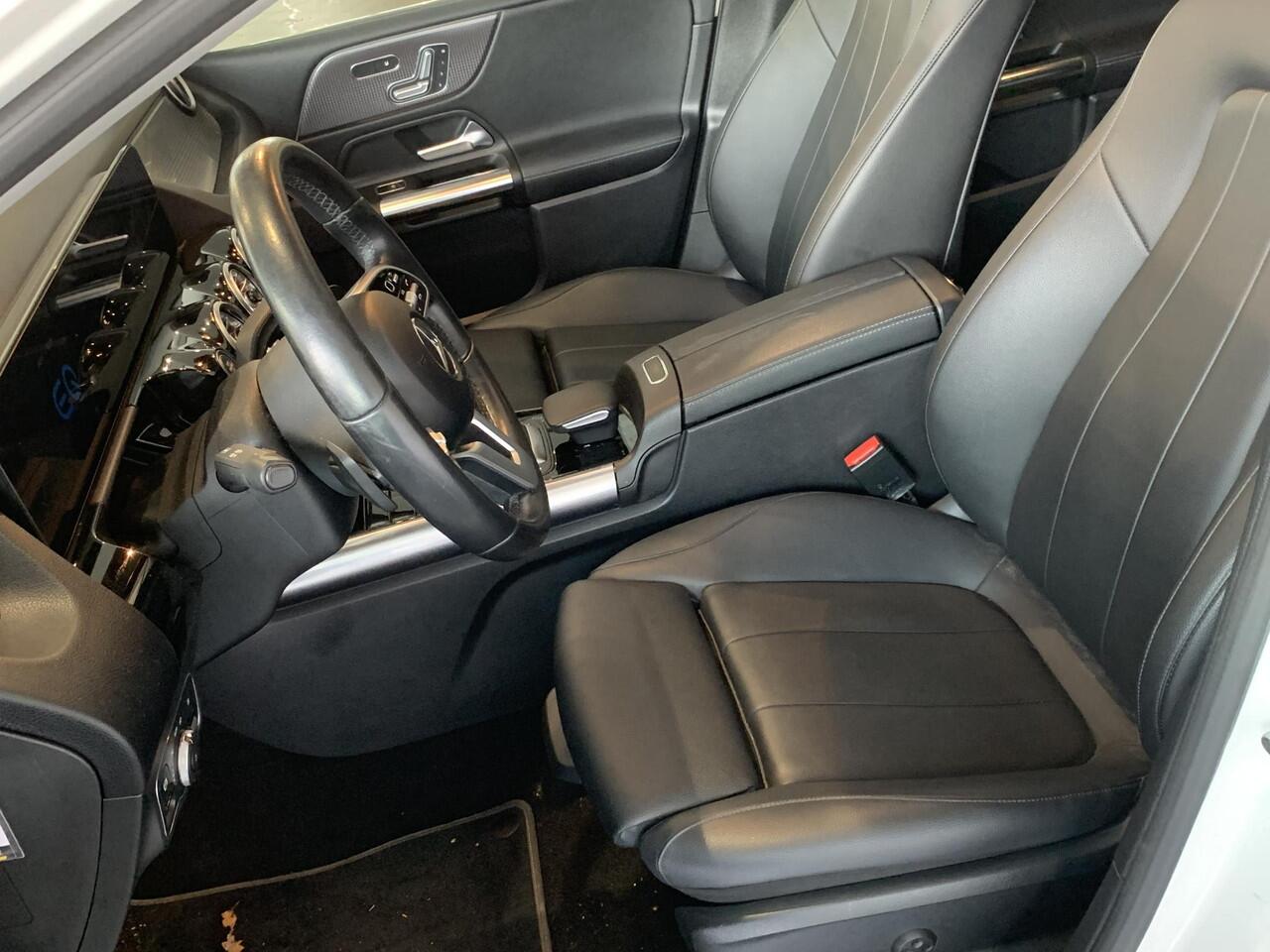 Mercedes-Benz B-KLASSE 250 e Business Solution Luxury Limited NAVIGATIE | TREKHAAK | ACHTERUITRIJCAMERA