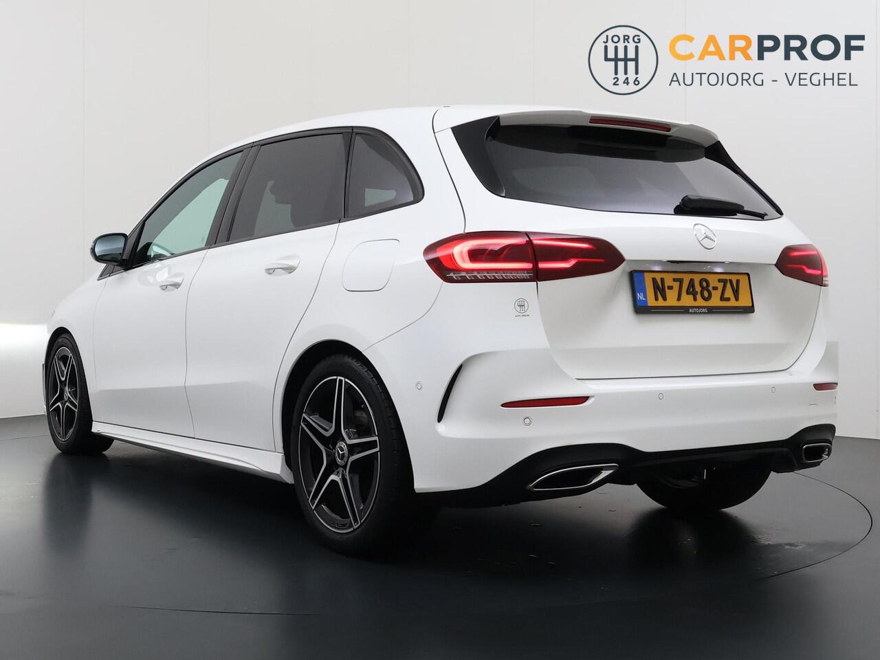 Mercedes-Benz B-KLASSE 180d Business Solution AMG Trekhaak | Stoelverwarming | NAP