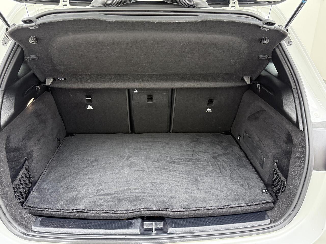 Mercedes-Benz B-KLASSE 180d Business Solution AMG Trekhaak | Stoelverwarming | NAP