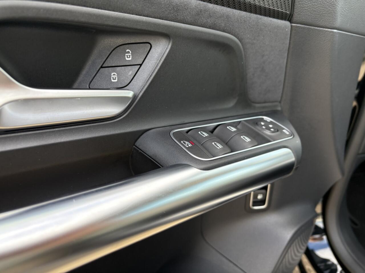 Mercedes-Benz B-KLASSE 250 e Business Solution AMG