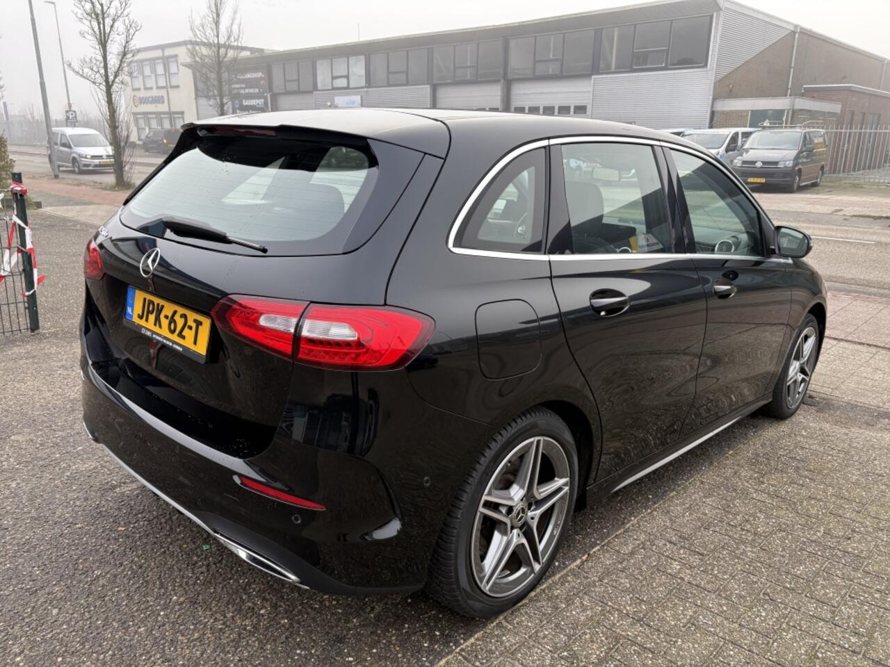 Mercedes-Benz B-KLASSE 250 e Business Solution AMG
