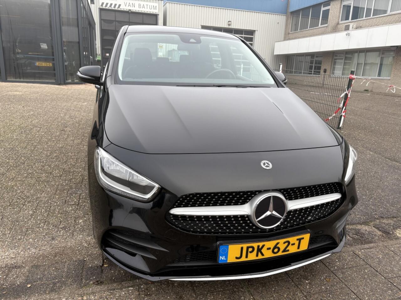 Mercedes-Benz B-KLASSE 250 e Business Solution AMG