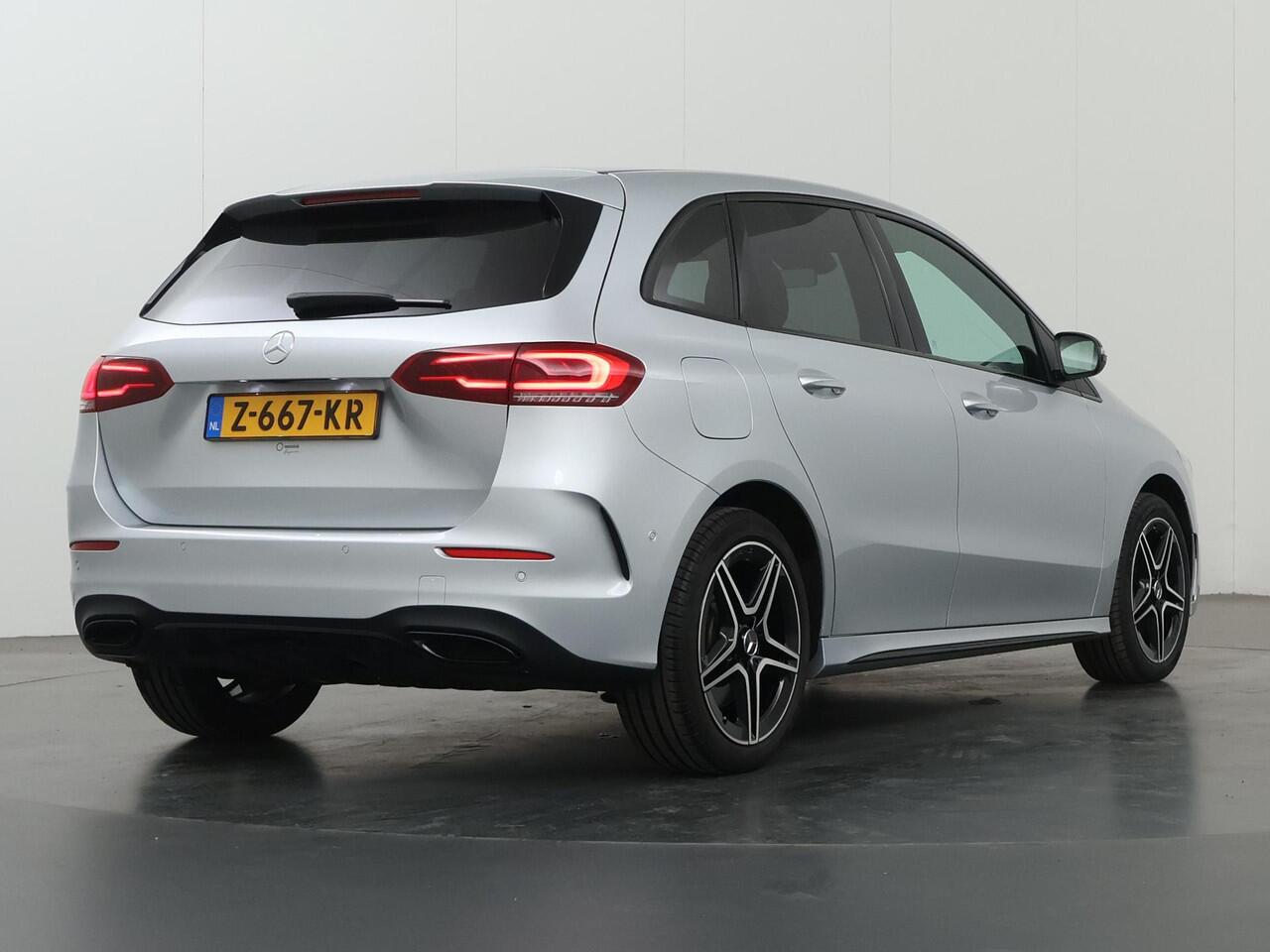 Mercedes-Benz B-KLASSE 250 e Premium | AMG | Night | Trekhaak | Sfeerverlichting | Multibeam |