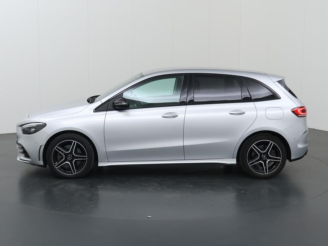 Mercedes-Benz B-KLASSE 250 e Premium | AMG | Night | Trekhaak | Sfeerverlichting | Multibeam |