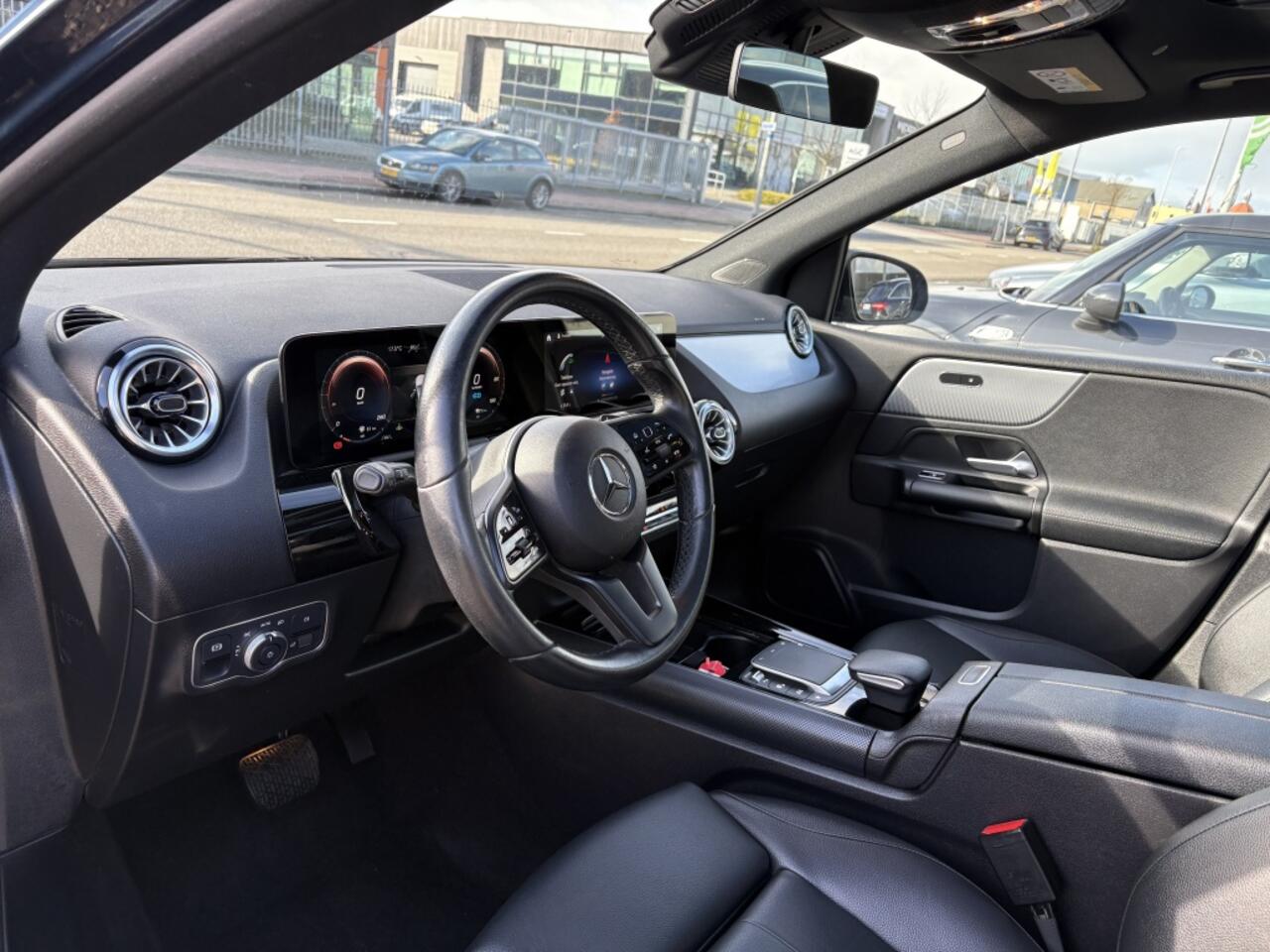 Mercedes-Benz B-KLASSE 250 e Premium Plus Panodak