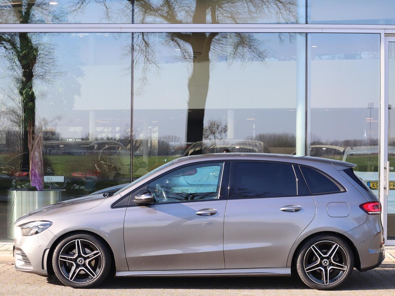 Mercedes-Benz B-KLASSE 180 Business Solution AMG