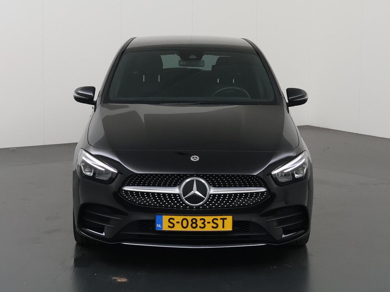 Mercedes-Benz B-KLASSE 250 e AMG Line | Widescreen | 360 graden camera | Stoelverwarming | Cruise control | Extra getint glas |