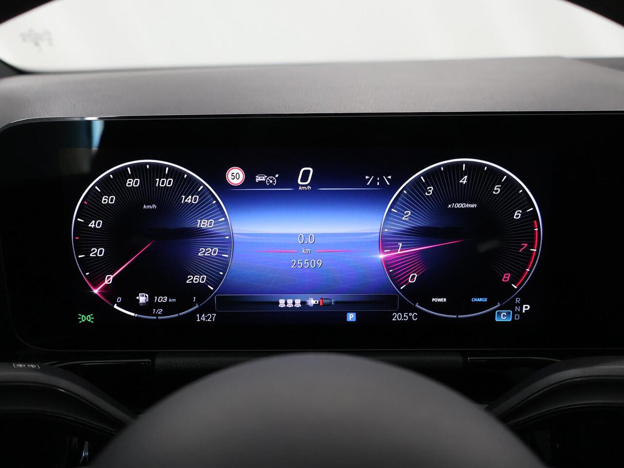 Mercedes-Benz B-KLASSE 180 AMG Line | Panoramadak | Night pakket | Distronic |