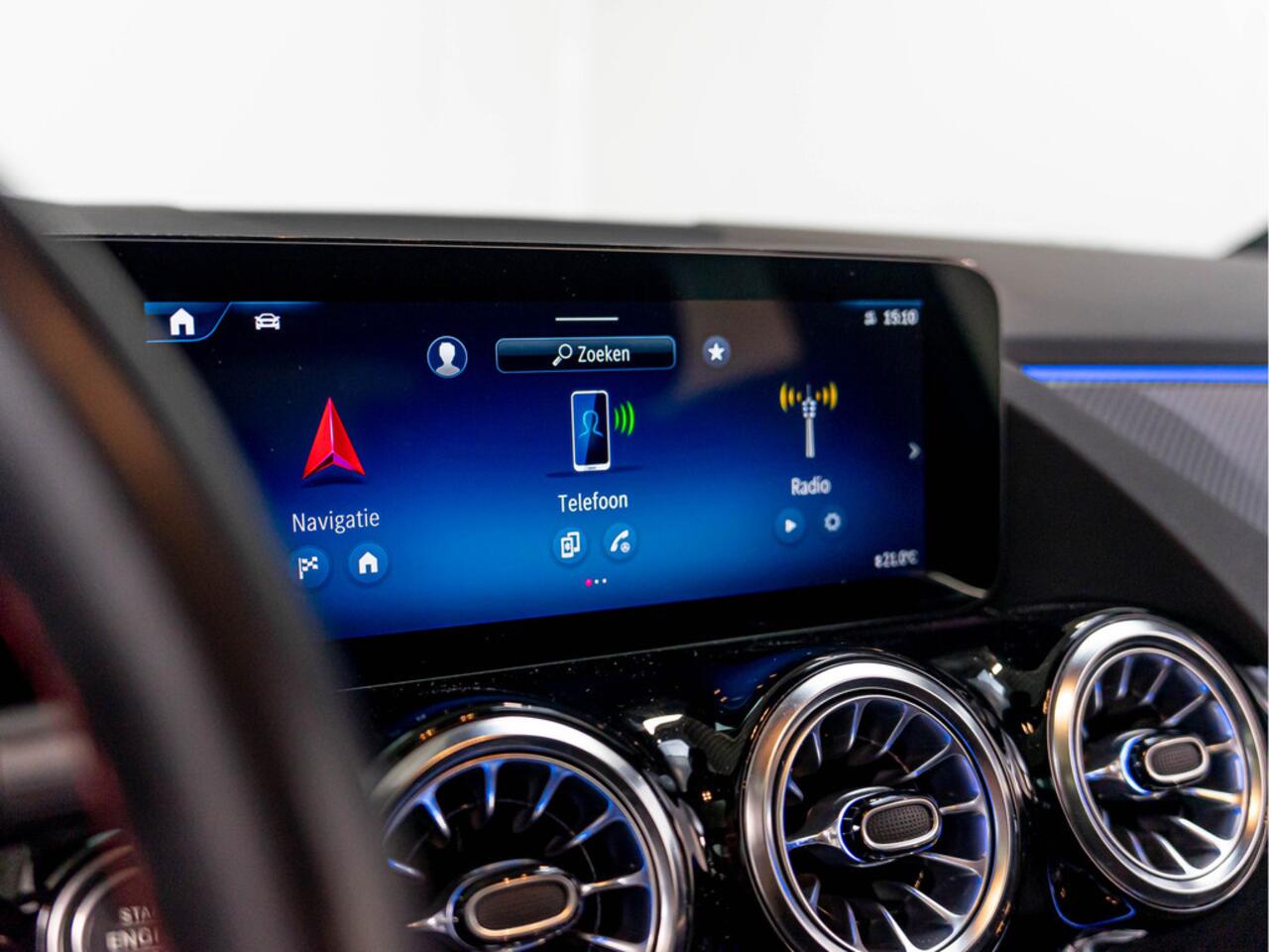 Mercedes-Benz B-KLASSE B 180 AMG Line | Pano | Keyless | NIGHT