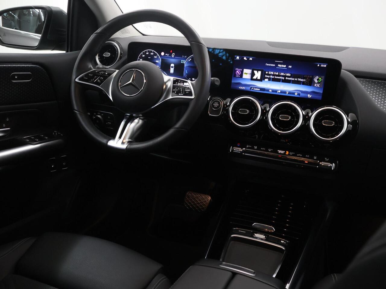 Mercedes-Benz B-KLASSE 250 e Business Solution | Trekhaak | Distronic | Elektrische achterklep | Multibeam |