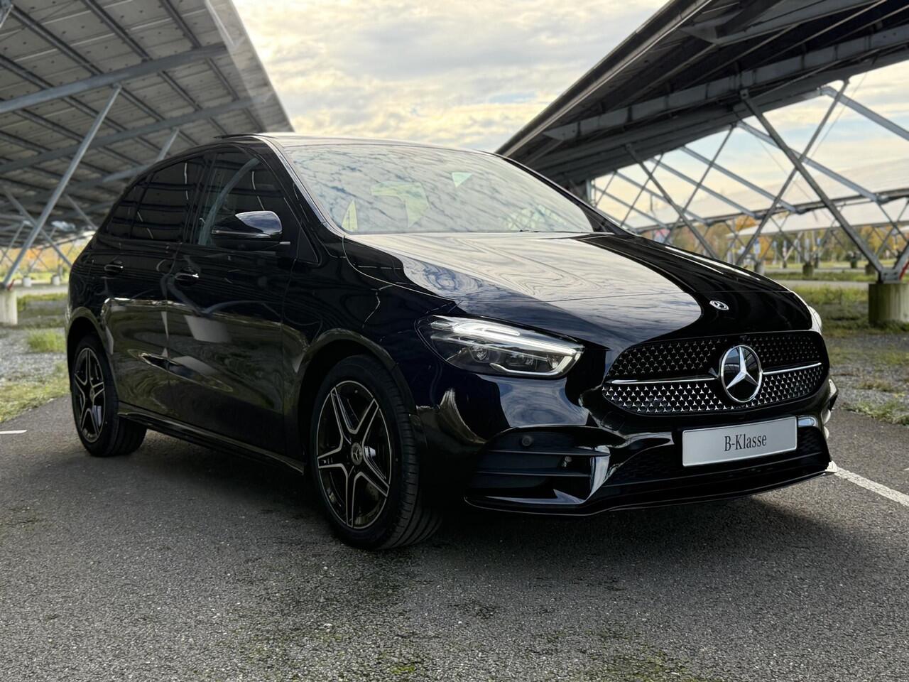 Mercedes-Benz B-KLASSE 250e Business Solution AMG | Night | Panoramaschuifdak | Premium plus pakket | Winter pakket | Trekhaak | Head-up display |