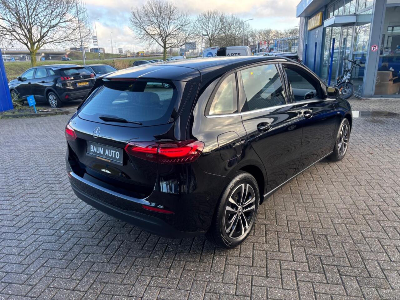 Mercedes-Benz B-KLASSE 250E AUTOMAAT BNSSOL LUXLINE NAVI PDC-CAMRERA STOELVW
