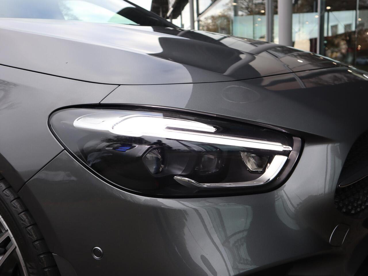 Mercedes-Benz B-KLASSE 180 AMG Line