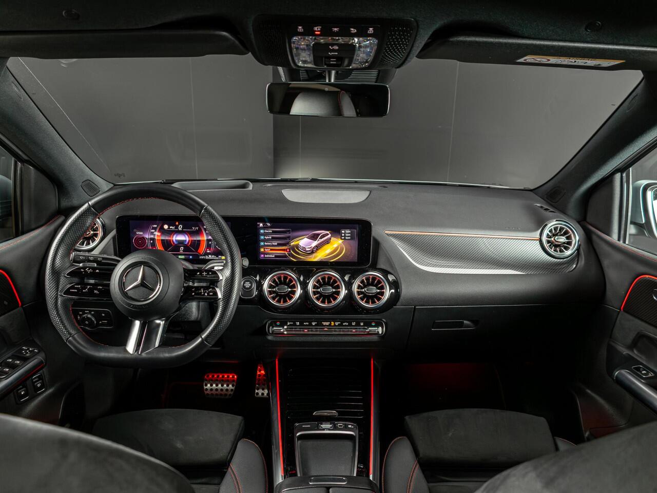 Mercedes-Benz B-KLASSE 250 e Business Solution AMG Premium PLUS | Panorama dak