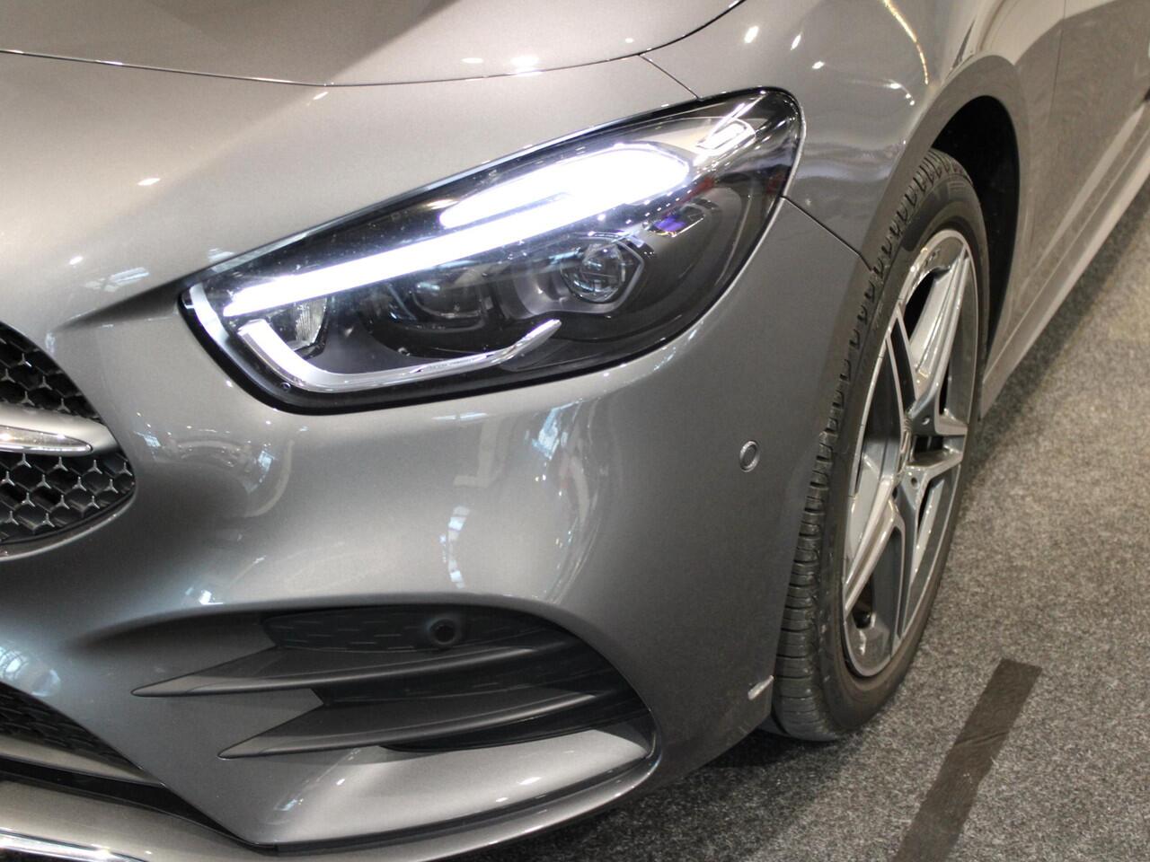 Mercedes-Benz B-KLASSE 250 e Business Solution AMG Premium PLUS | Panorama dak