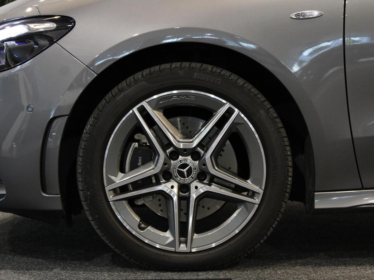 Mercedes-Benz B-KLASSE 250 e Business Solution AMG Premium PLUS | Panorama dak