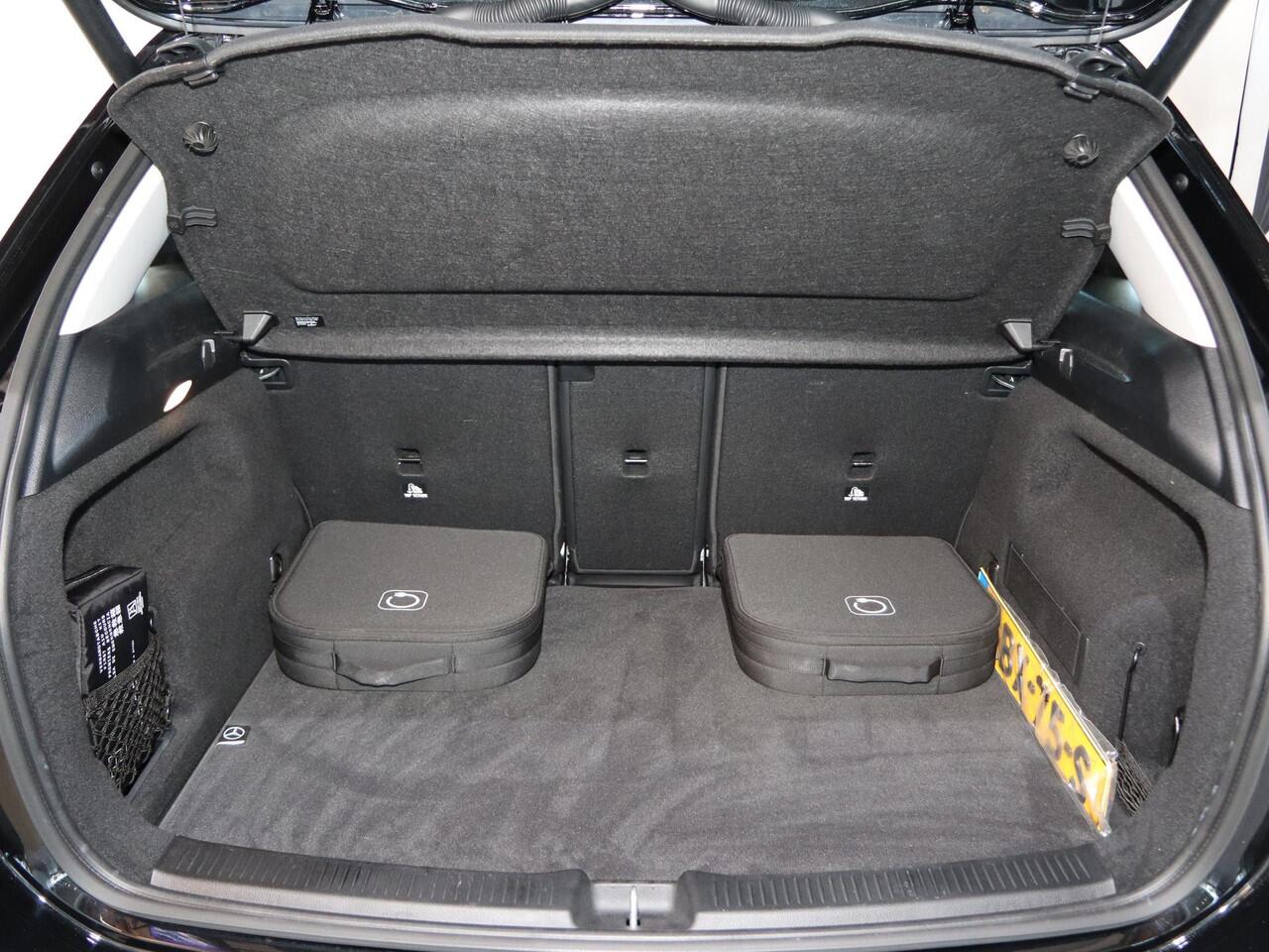 Mercedes-Benz B-KLASSE 250 e Luxury Line | Winter pakket | Led koplampen | Stoelverwarming | Achteruitrijcamera |