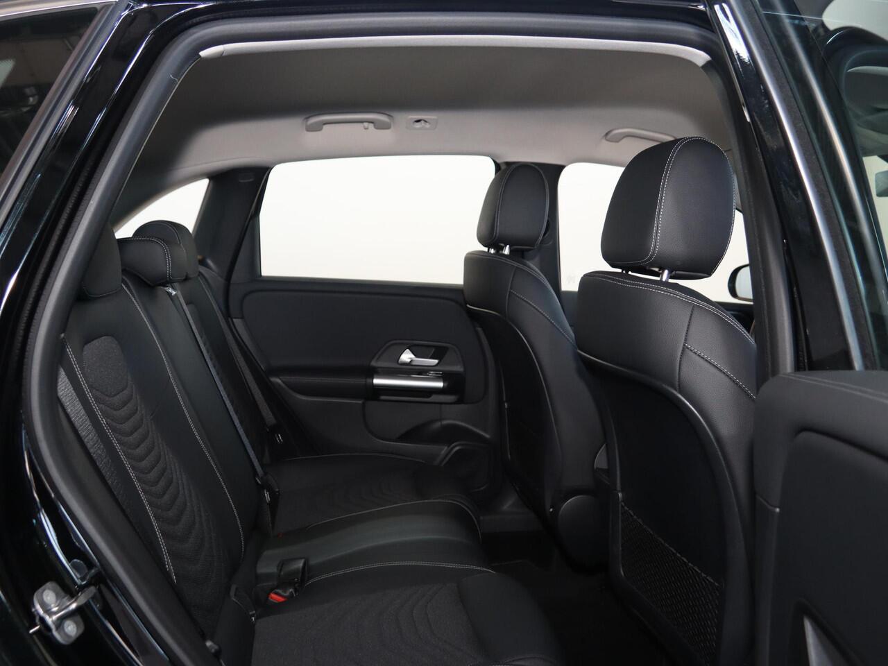 Mercedes-Benz B-KLASSE 250 e Luxury Line | Winter pakket | Led koplampen | Stoelverwarming | Achteruitrijcamera |
