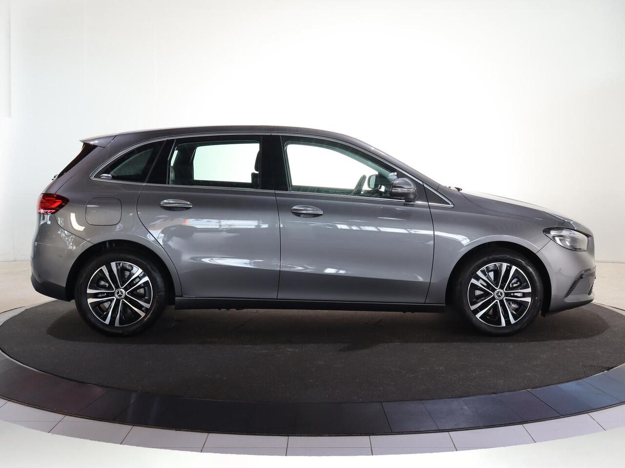 Mercedes-Benz B-KLASSE 250 e Luxury Line | Winter pakket | Achteruitrijcamera | Stoelverwarming | Verwarmd stuur |