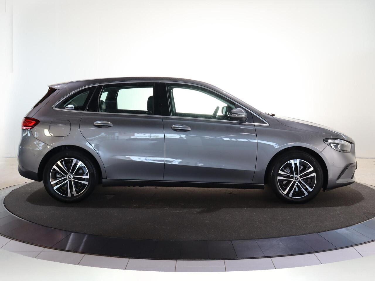 Mercedes-Benz B-KLASSE 250 e Luxury Line | Winter pakket | LED koplampen | Achteruitrijcamera |
