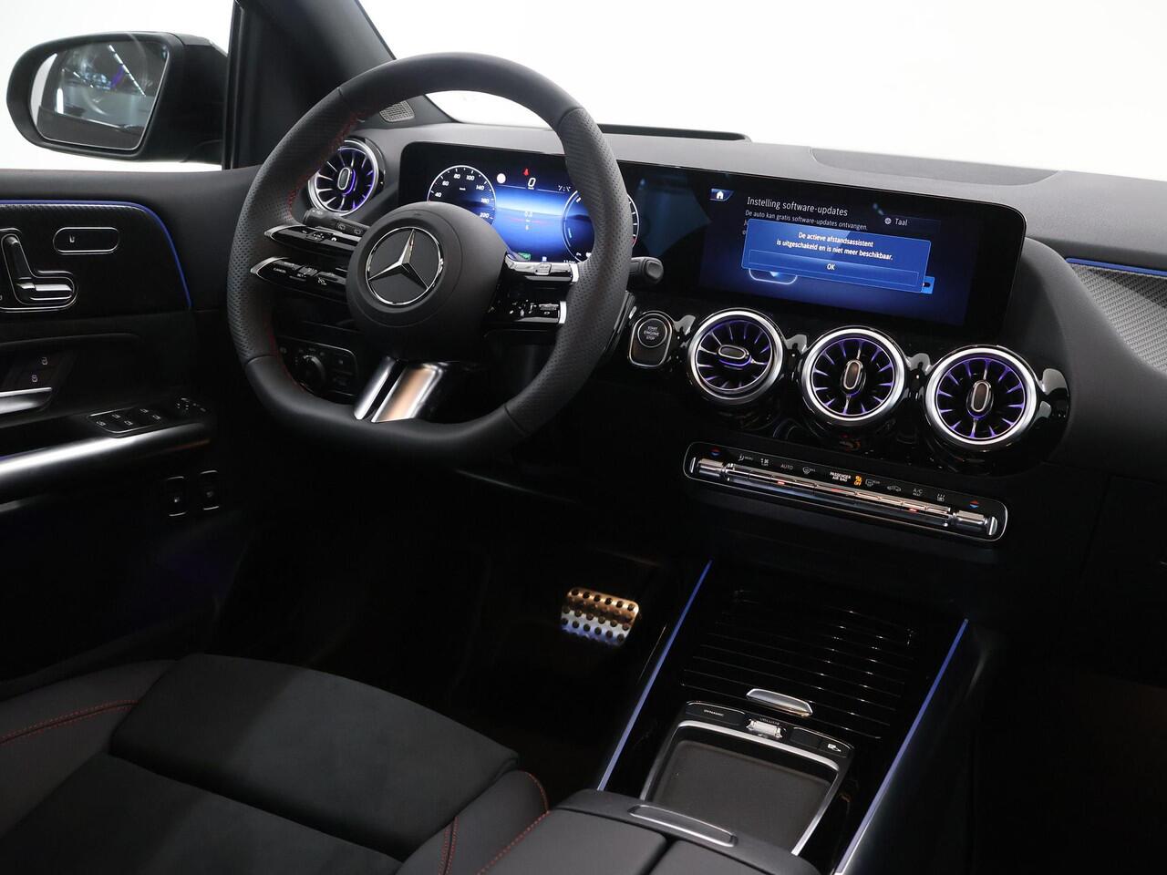 Mercedes-Benz B-KLASSE 250e Business Solution AMG | Panoramaschuifdak | Night | Premium plus pakket | Winter pakket | Trekhaak | Head-up display |