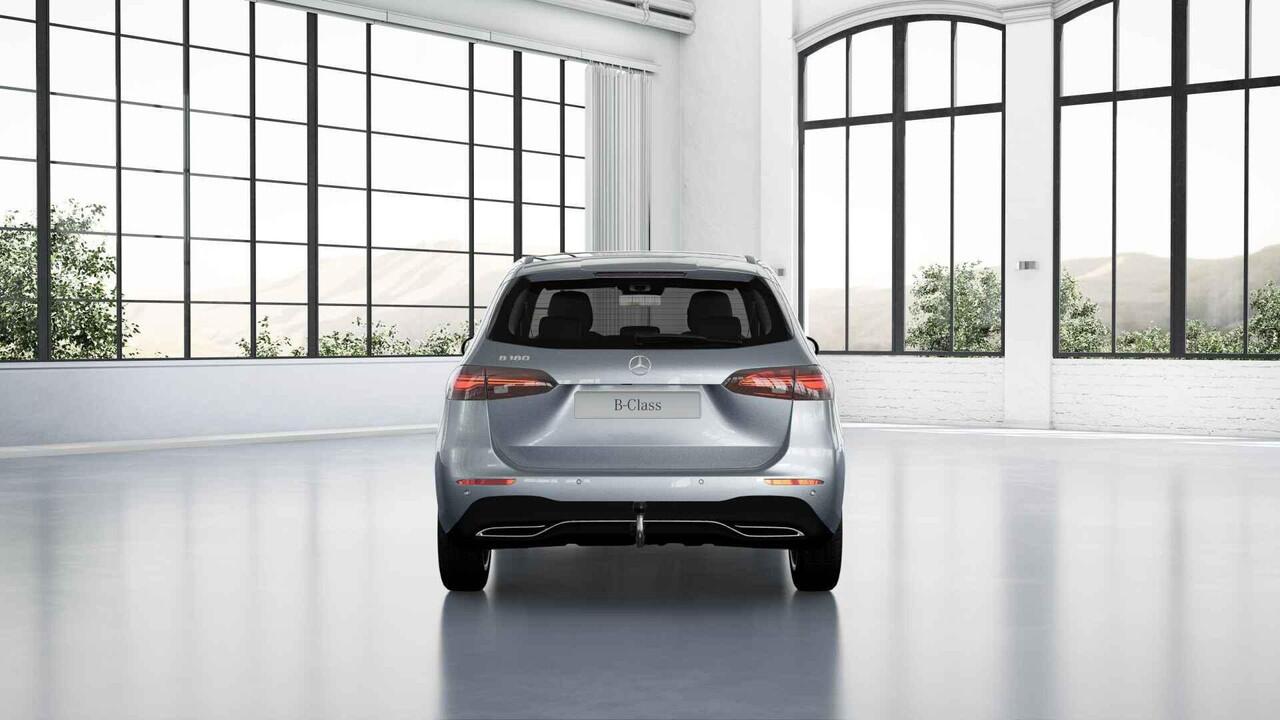 Mercedes-Benz B-KLASSE 180 Business Solution Luxury Line | Achteruitrijcamera | Panoramaschuifdak | Trekhaak | MULTIBEAM LED |