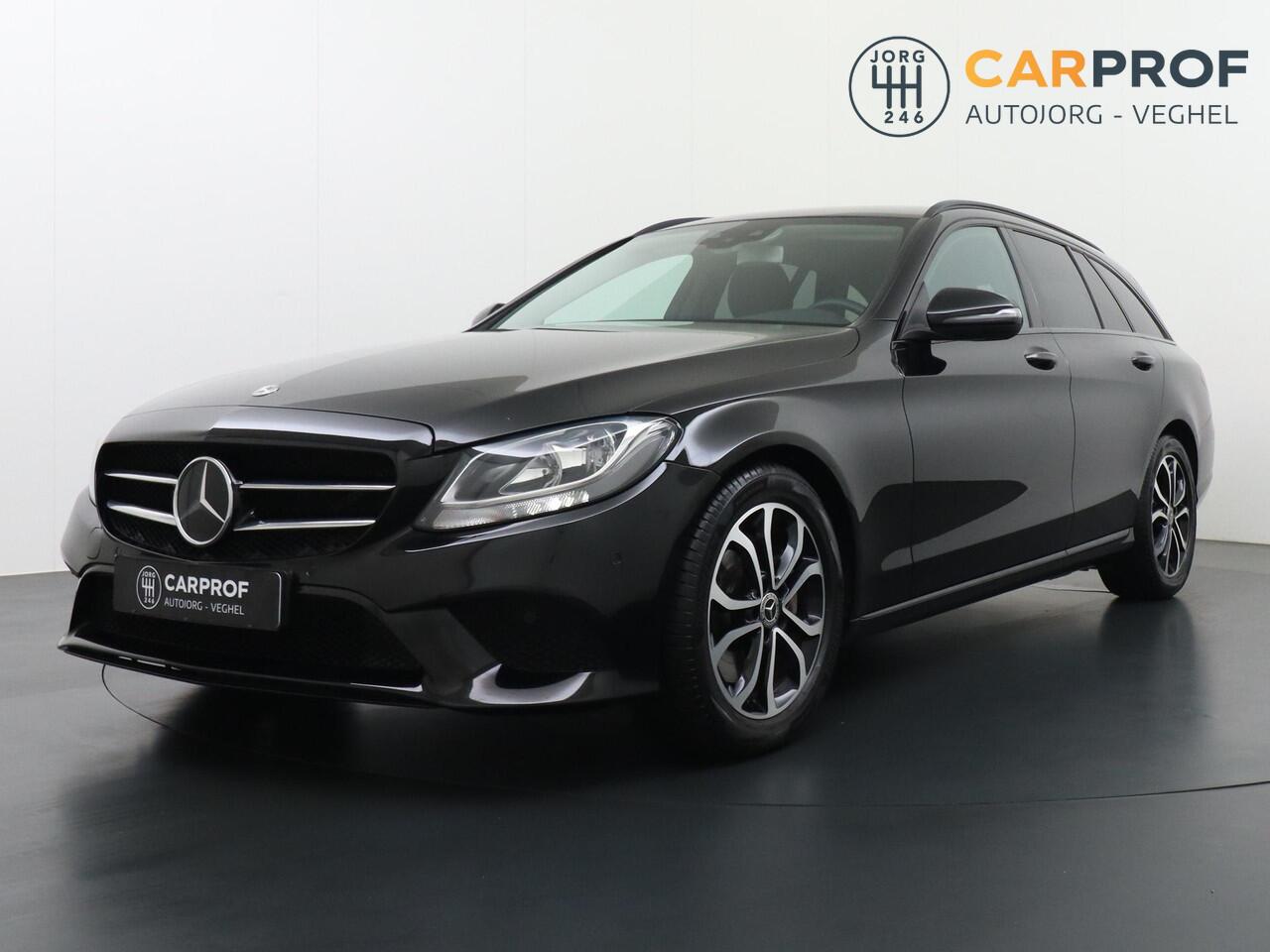 Mercedes-Benz C-KLASSE 300 Avantgarde Facelift Navigatie Camera Stoelverwarming Adaptive Cruise Stuur assistent