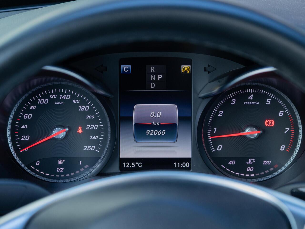 Mercedes-Benz C-KLASSE Limousine 180 Business Solution AMG Plus Upgrade Edition Panorama dak