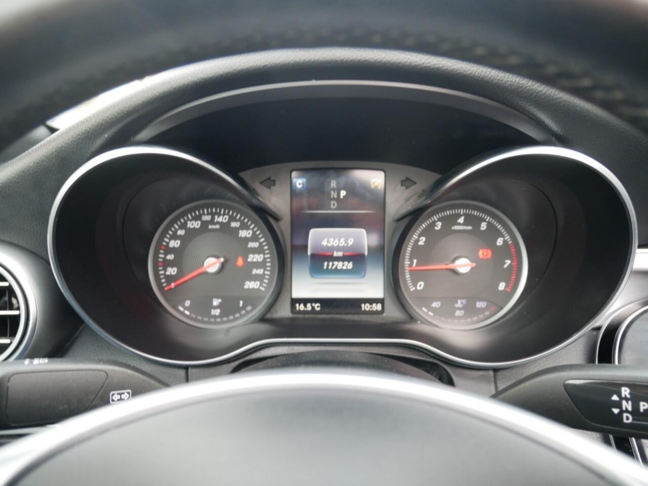 Mercedes-Benz C-KLASSE 180 AMG **Clima//Navi//Lm **