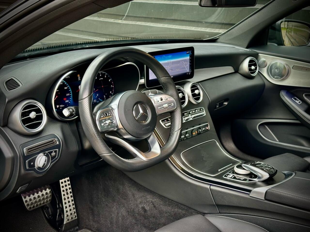 Mercedes-Benz C-KLASSE 180 AMG PANO|NIGHT|360|BURMESTER|VIRTUAL