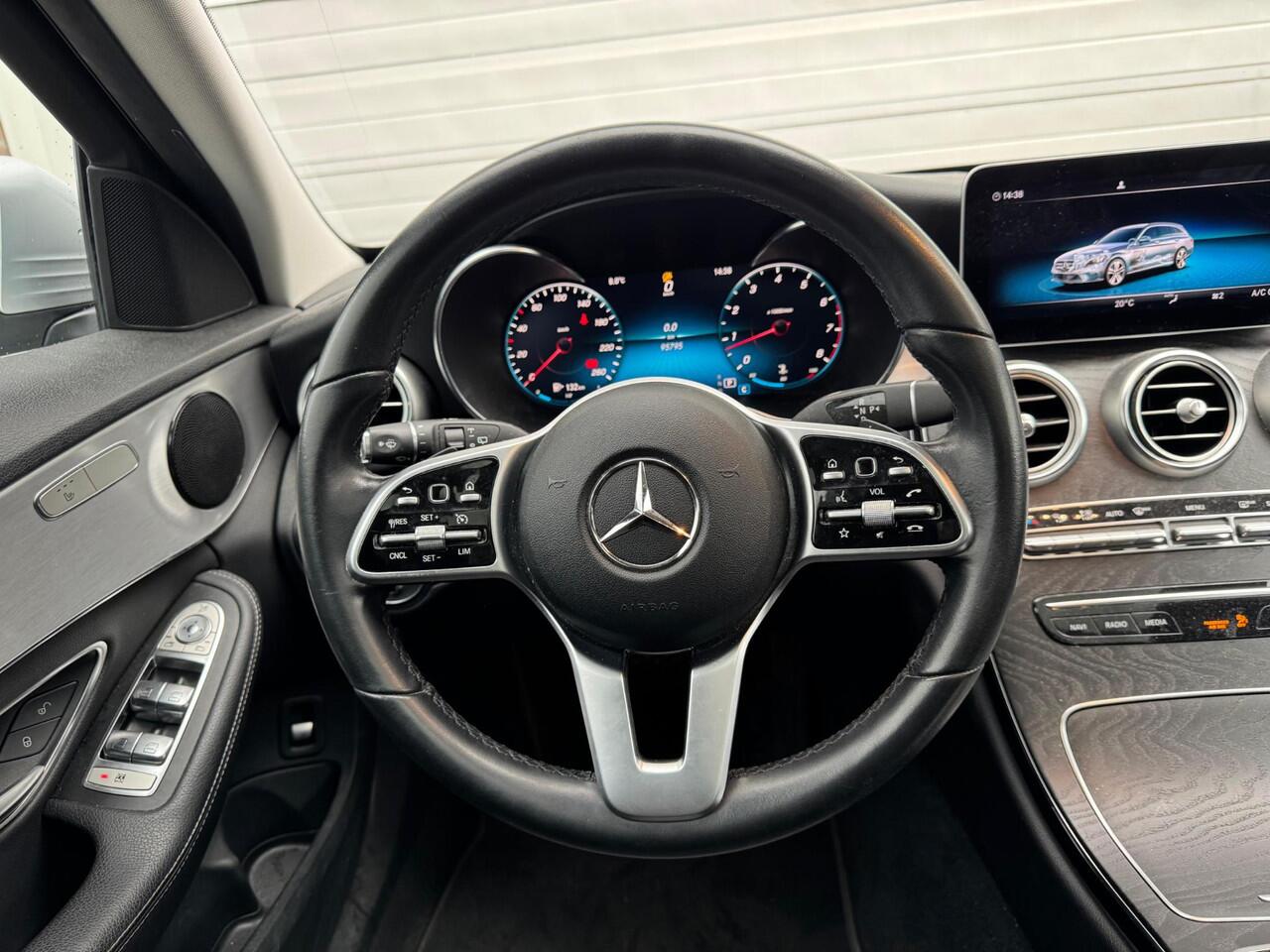 Mercedes-Benz C-KLASSE Estate 180 | Panoramadak | Apple Carplay | DAB Radio