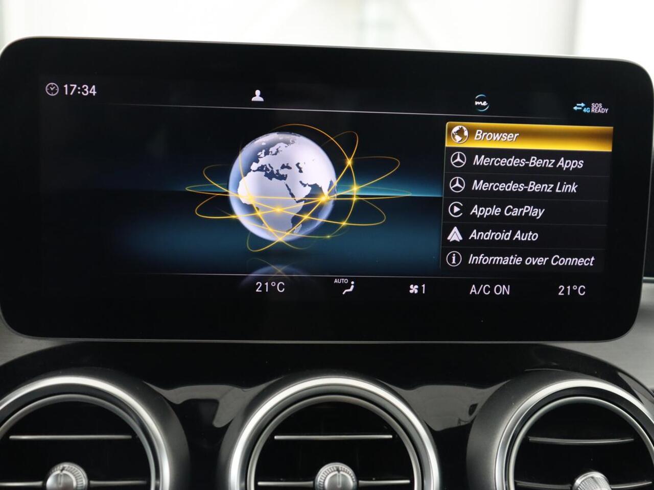 Mercedes-Benz C-KLASSE 160 AMG Uprade Edition | Panoramadak | Stoelverwarming | Camera | Carplay | Leder/Alcantara | Navigatie | Digital Cockpit | Full LED | Climate control | Park Assist