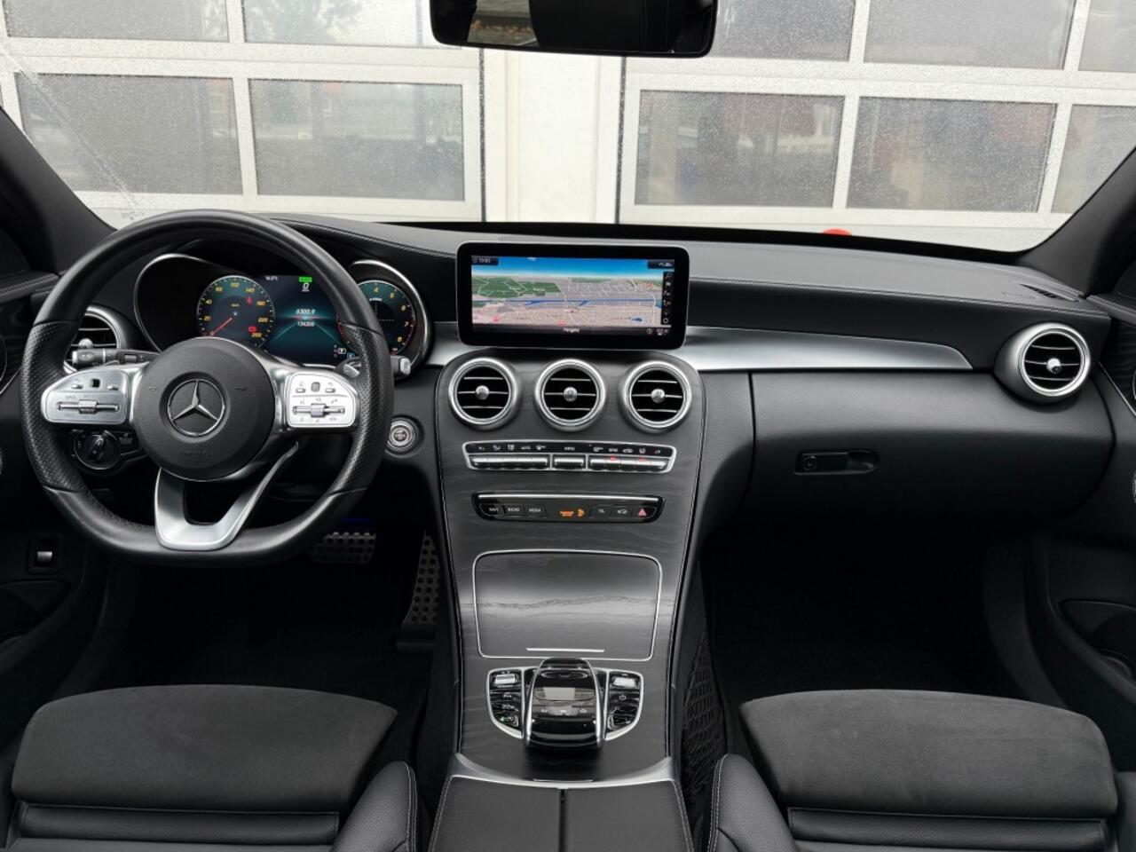Mercedes-Benz C-KLASSE C200 Business Solution AMG Navi Pano Camera Trekhaak