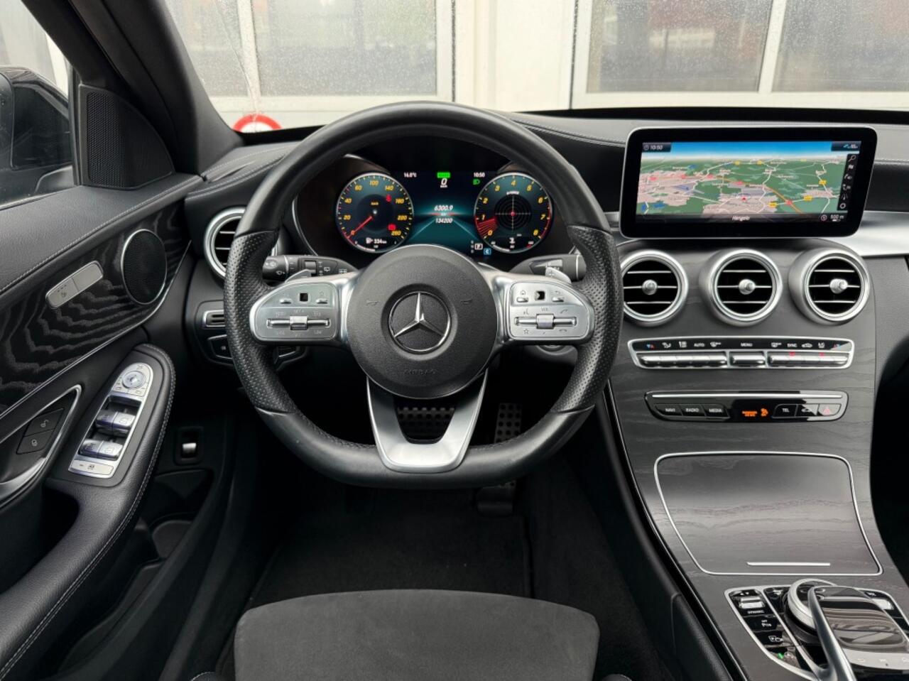Mercedes-Benz C-KLASSE C200 Business Solution AMG Navi Pano Camera Trekhaak