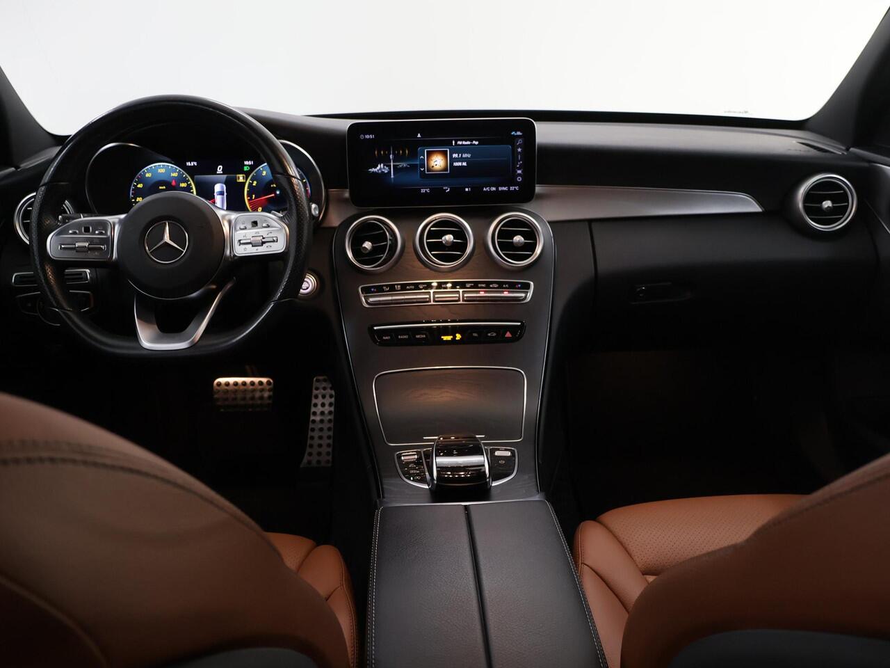 Mercedes-Benz C-KLASSE Estate 180 Premium Pack | AMG | Multibeam | Widescreen | Stoelverwarming |