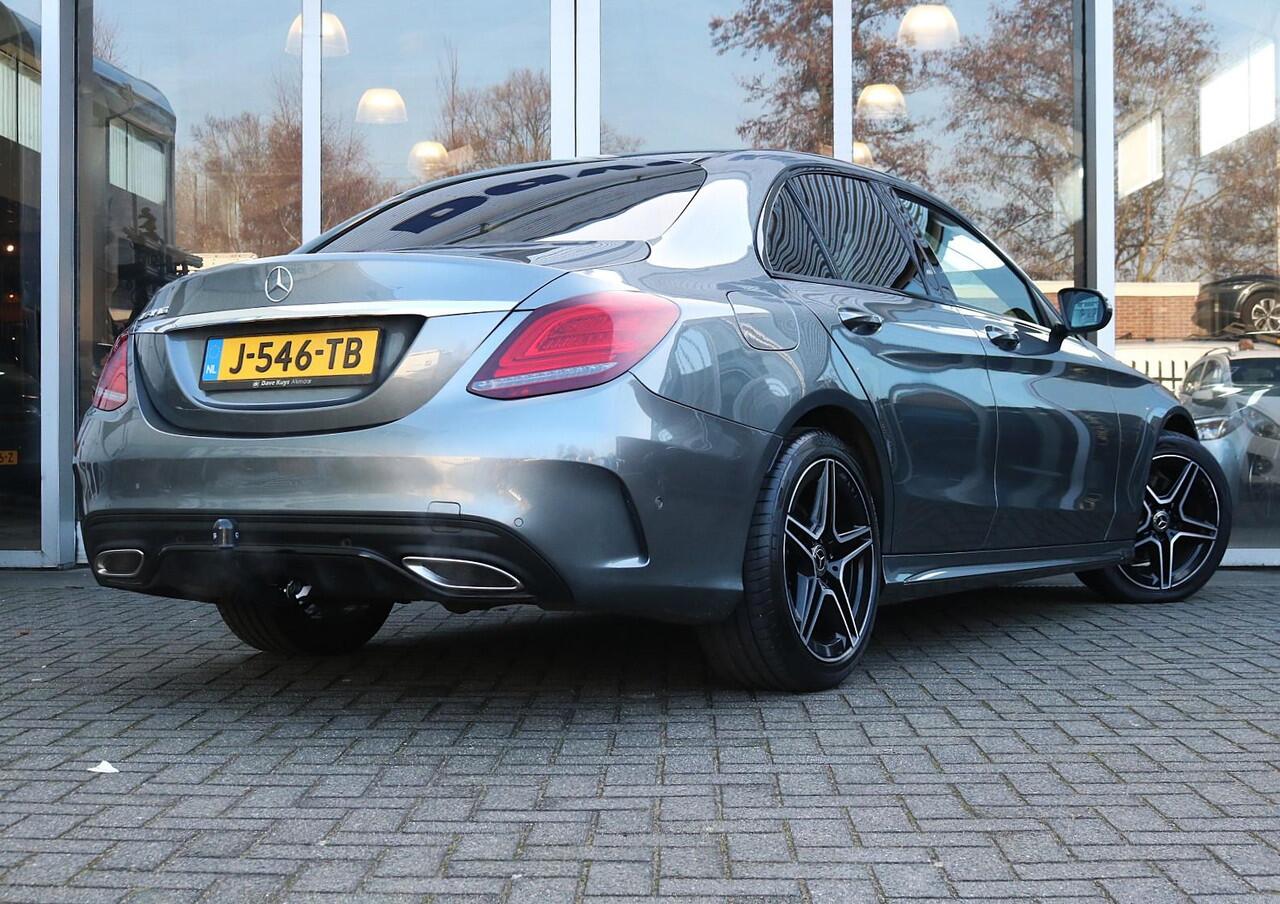 Mercedes-Benz C-KLASSE 180 AMG Line | Night edition | Apple Carplay