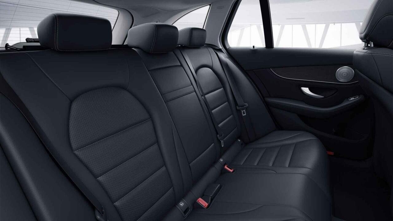 Mercedes-Benz C-KLASSE Estate 300 de Business Solution AMG Limited | Panoramadak | Widescreen | Burmester | Stoelverwarming |