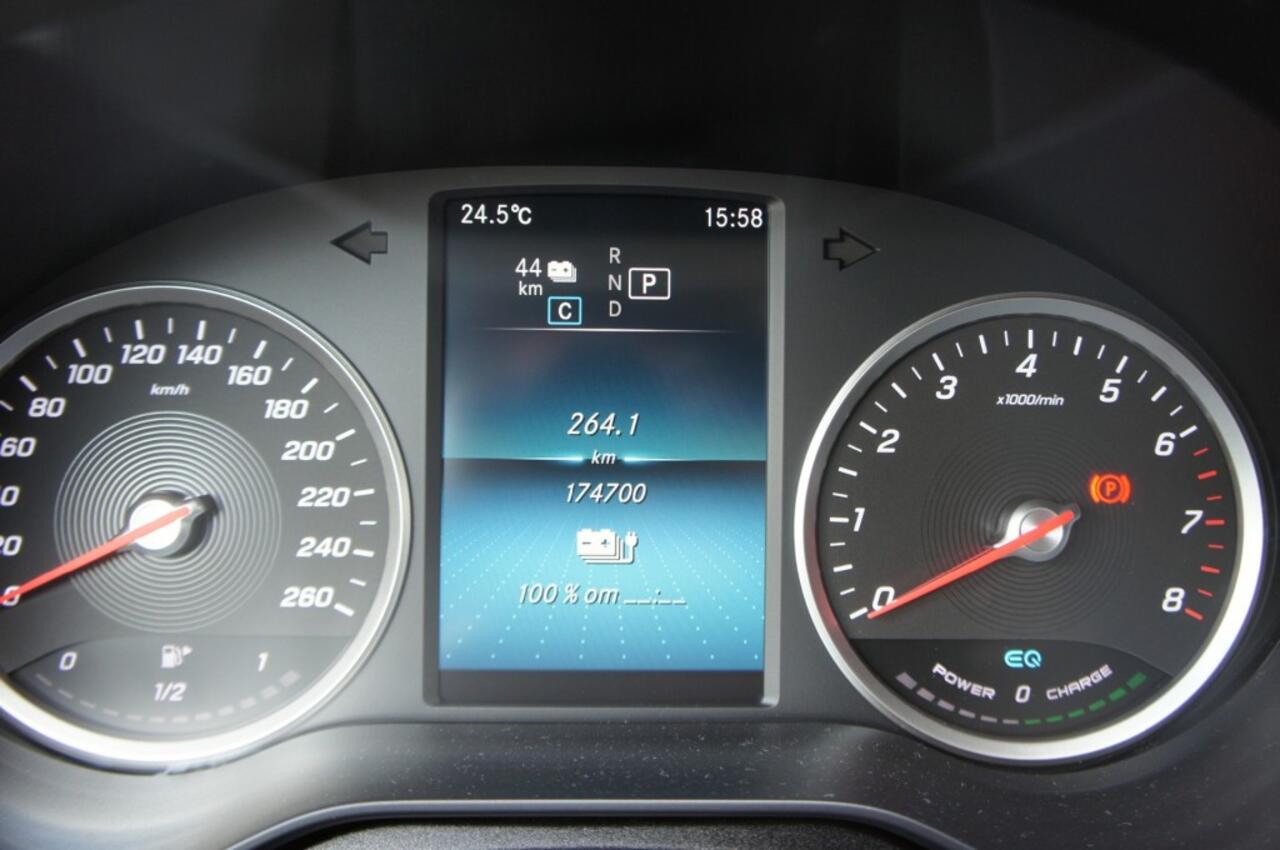 Mercedes-Benz C-KLASSE C 300e Estate Avantgarde Hybrid 320pk