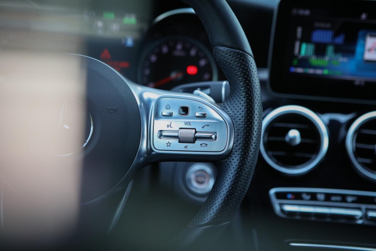 Mercedes-Benz C-KLASSE Estate 300 e Bns Sol. AMG