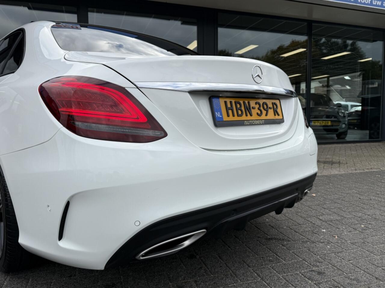 Mercedes-Benz C-KLASSE 300e Amg Hybride panorama Full options!!