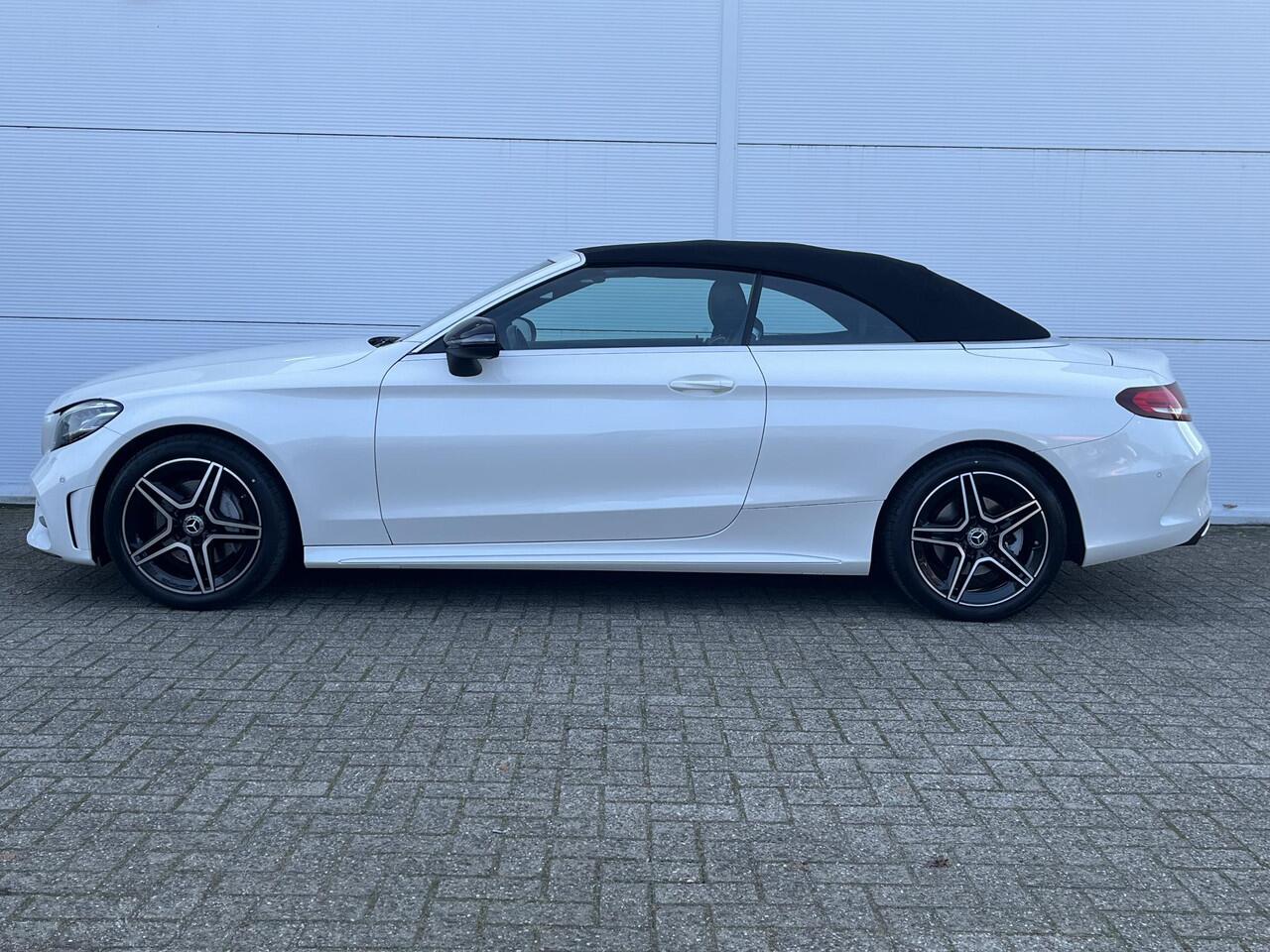 Mercedes-Benz C-KLASSE Cabrio 180 Advantage Pack AMG Styling pakket /AMG Line interieur / Lichtmetalen velgen 5-spaaks 18" / Voorstoelen verwarmd / Nekverwarming /