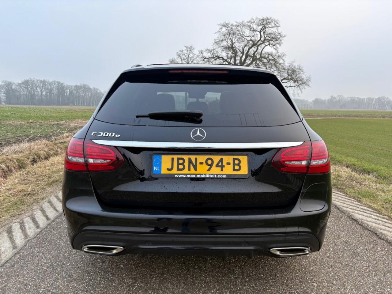 Mercedes-Benz C-KLASSE 300 E AMG NIGHT PAKKET / PANO / 330 PK