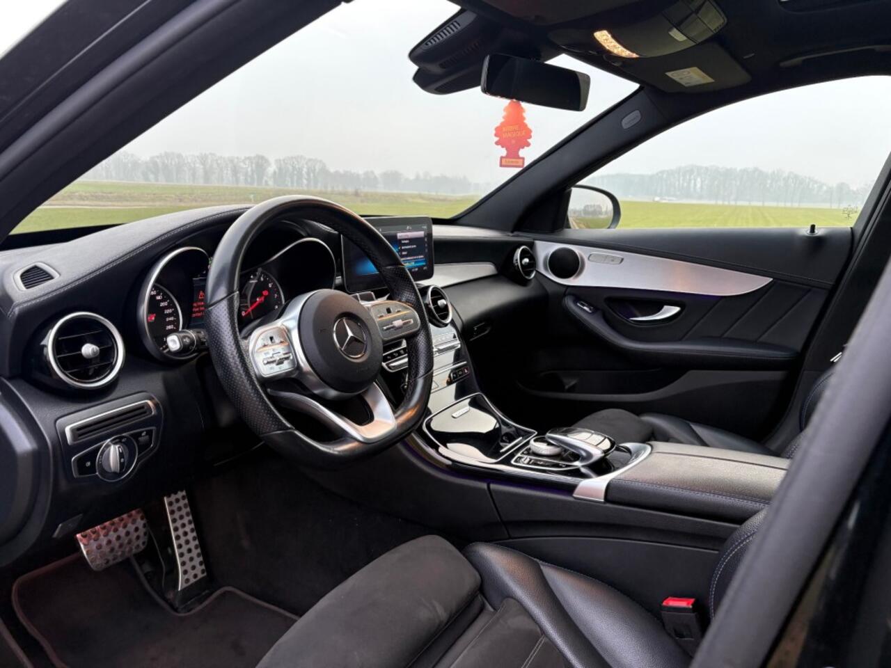 Mercedes-Benz C-KLASSE 300 E AMG NIGHT PAKKET / PANO / 330 PK