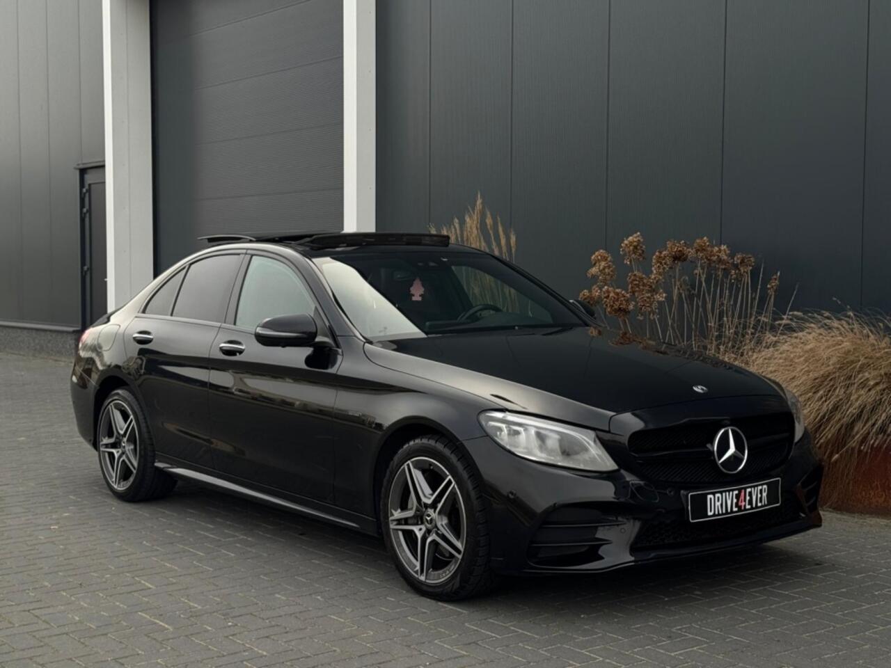 Mercedes-Benz C-KLASSE 300 e Bns Sol. AMG FULL PANO NAVI 360 CAMERA LEDER LED
