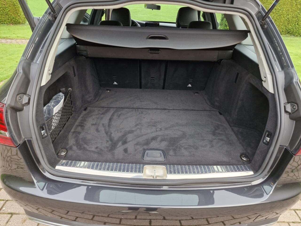 Mercedes-Benz C-KLASSE 300 4 Matic EQ c-Klasse Estate