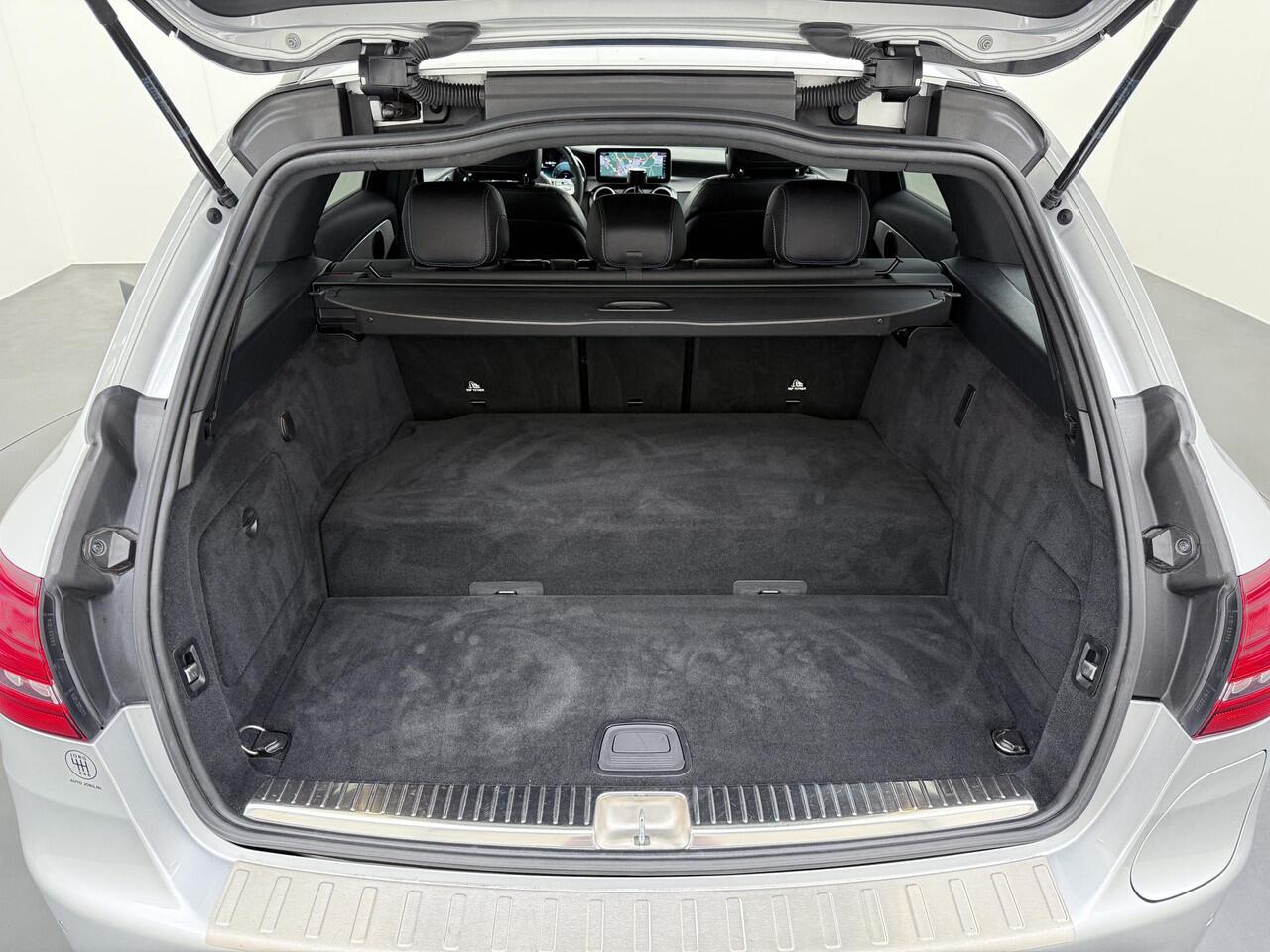 Mercedes-Benz C-KLASSE Estate 300 e Business Solution AMG Trekhaak | Stoelverwarming | Camera |