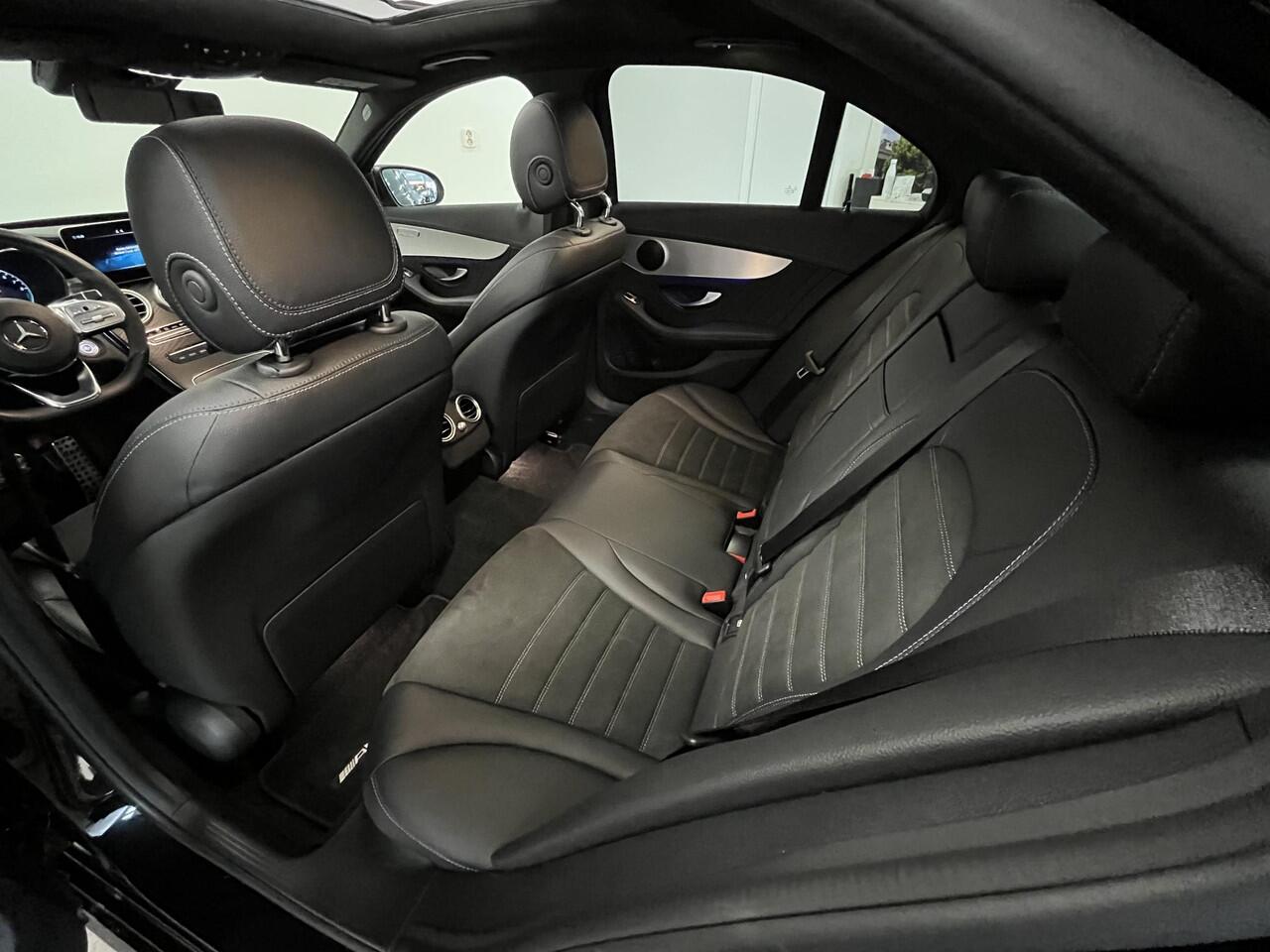 Mercedes-Benz C-KLASSE 300 e Business Solution AMG Limited | Panoramadak | Navigatie | Camera |