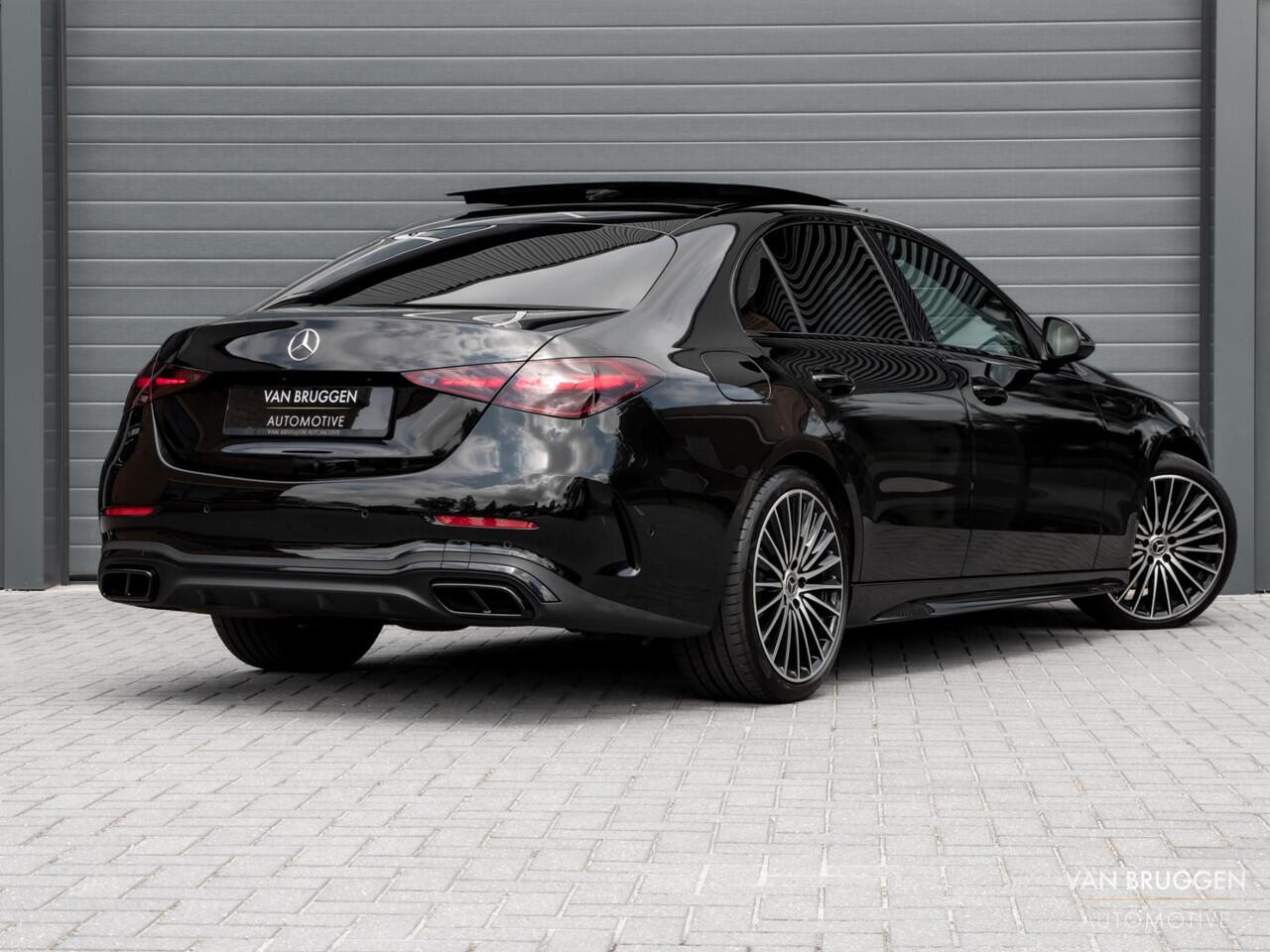 Mercedes-Benz C-KLASSE 180 AMG Line Pano Night Sfeer 19" CarPlay