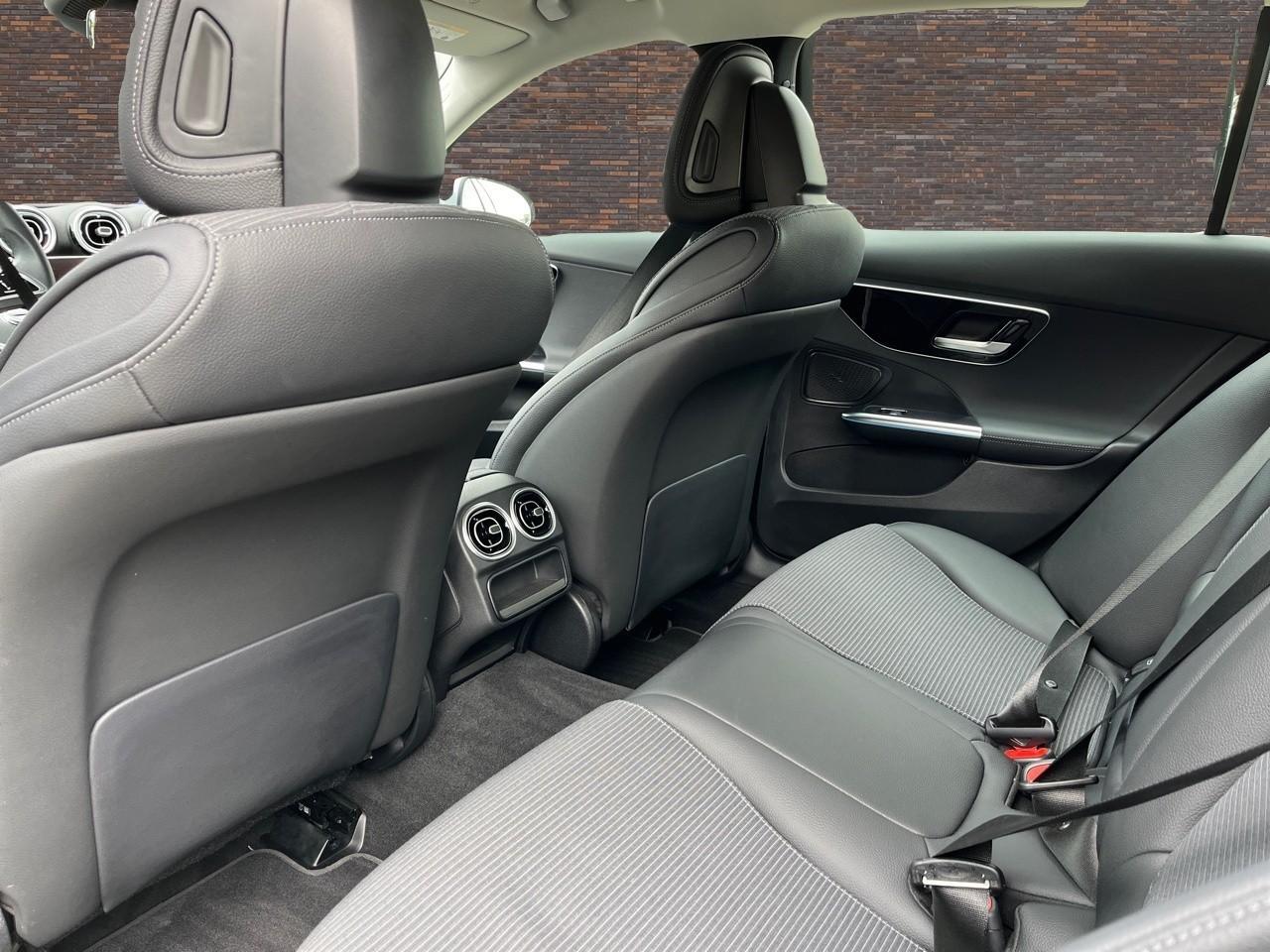 Mercedes-Benz C-KLASSE Estate 200 d 163pk ECC LMV NAVIGATIE SPORTSTOELEN 30000KM Mercedes-Benz C-klasse Estate 200 d Luxury Line