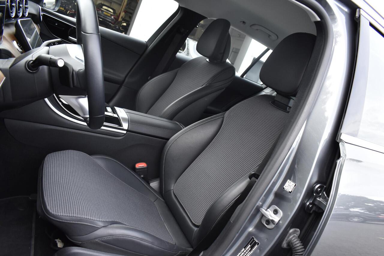 Mercedes-Benz C-KLASSE Estate 300 e Luxury Line Distronic 360 camera